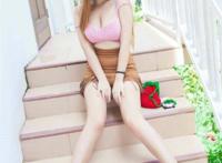 美女下体露鲍艺术写真：高贵浓密鲍