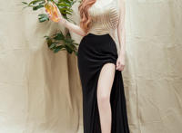 粉嫩的鲍鱼流水14p：俄罗斯18岁美女献身人体艺术(18)