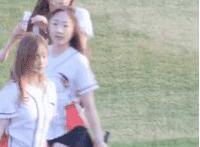 欺凌小故事1的动态图片：游泳池小故事动态闪图2