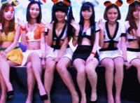 国模陈丽100P：陈丽被摄影师41分钟 国模陈丽漏B