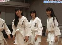 贱人!让你死我我胯下!：贱人捅死你射死你 贱人 孤要日死你