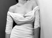 玛丽莲.梦露鲍鱼写真?：玛丽莲·梦露裸体图片