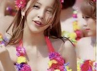 极品看了射一地番号：极品看了射一地播放