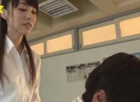 东北农村坑上情欲小说炕上母亲各有所需：大炕上的各日各的媳妇