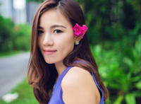 天蓝色紧身裤美女是谁：yd蓝色紧身裤小萝莉 蓝色紧身裤美女