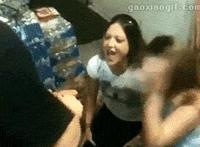 总裁好痛拔出来封圣 拔出来啊好痛缓缓挺入：撕开裙子挺入啊痛