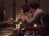 皇上,不能舔那里,嗯 皇妹,皇兄插得你舒服吗：父皇和皇兄一起插公主