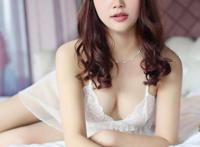 穿裙子睡觉的妈妈贴吧真丝睡裙怎么玩着爽