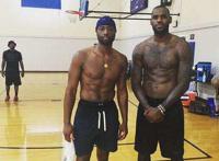 nba球员的老二有多长 nba球员裤裆尴尬：nba球星丁丁