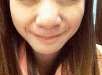 吸奶邪恶吃奶：老公吃奶老婆高清视频100经典出处gif动态图