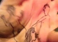 韩国女团没内裤慢放图 19禁mv开阴舞图片：韩女团深蹲裤子裂开