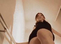 在办公室把校花办了 抓住校花的把柄,干了她：我在校花家里玩校花