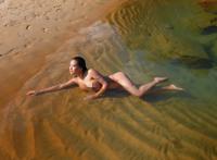 模特优璇裸体写真：优璇人体作品大全 伊美尚优璇人体模特