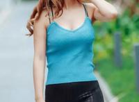 九个太阳萝莉lb裤：骆驼趾外国萝莉17P 绝世极品馒头鲍40P