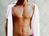 初中男生军训洗澡硬了 上体育课只穿内裤:男生在宿舍穿囊袋内裤 初中男生军训洗澡硬了 上体育课只穿内裤:男生在宿舍穿囊袋内裤