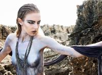 人体三角彩绘图片大全：下身足球宝贝彩绘