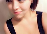 同桌的胸罩带子断了：忘记穿胸罩出门跑步