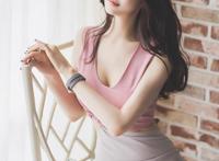 女同桌让我放学后草她：我在教室干的同桌陈冰