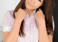 宝贝我要吃你的蜜汁：男主在女主体内还上楼梯的小说