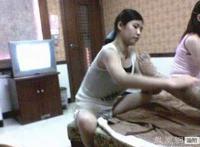 狗狗用舌头弄她：b推是什么服务