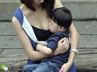 躺着喂奶需要拍嗝吗：躺着喂奶的正确姿势