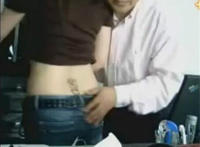 老板强吻撕衣服视频