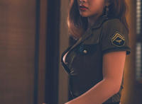 闫盼盼漏木耳 南广闫盼盼木耳