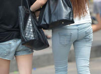 名器蝴蝶水比较多：黑蝴蝶和粉蝴蝶那个好