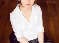 赵莺和郭烨肉戏：银行少妇系列欧阳琴