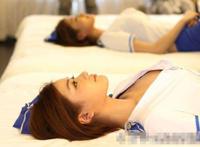 空姐体检遇到男医生：新兵下体体检视频