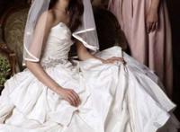 新婚之夜被被别人玩 不戴套玩新婚人妻 新郎竟然在一旁不予阻止