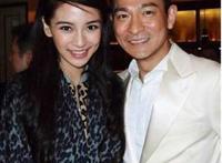 baby陪大佬 大尺度陪富商照流出