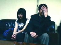家里就我和母亲发生关系，她也没拒绝，就同意了