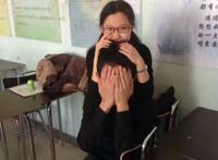 开阳中学双马尾 开阳二中那个女孩是谁