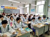 贵阳一中高一教室发生了啥 贵阳一中高一王雨婷