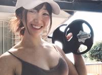 理工女神机机（林少榆）健身肩带滑落！