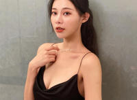 张香香63秒截图 网拍女模张香香前凸后翘自拍
