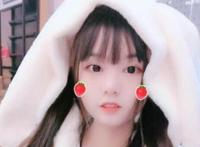 抖音火线妹爆火 她的真实身份是什么？