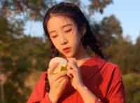 西双版纳哩哩丽丽是谁？哩哩丽丽个人资料及微博地址