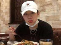 PGOne承认与李小璐产生过感情 亲密视频属实