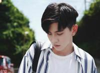 2022年男生流行的发型 简单酷帅男生春夏发型