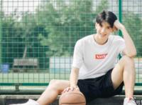 什么叫做直男 和直男谈恋爱是什么样的感受