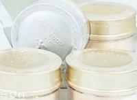 散粉和气垫bb的区别 使用的时候分先后