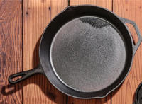 铁锅生锈怎么办 铁锅生锈了还能炒菜吗