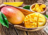 吃芒果的7大禁忌,不能过量食用对肝脏不好)