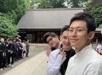 张哲瀚被曝曾去日本神社参加婚礼