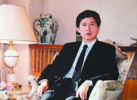 慈善家李春平美国老太到底是谁