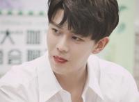 任嘉伦老婆大闹横店