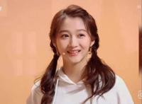 关晓彤是不是皇族后裔