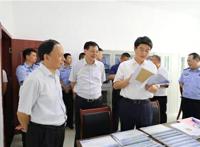 破格提拔，要亮理由更亮成绩